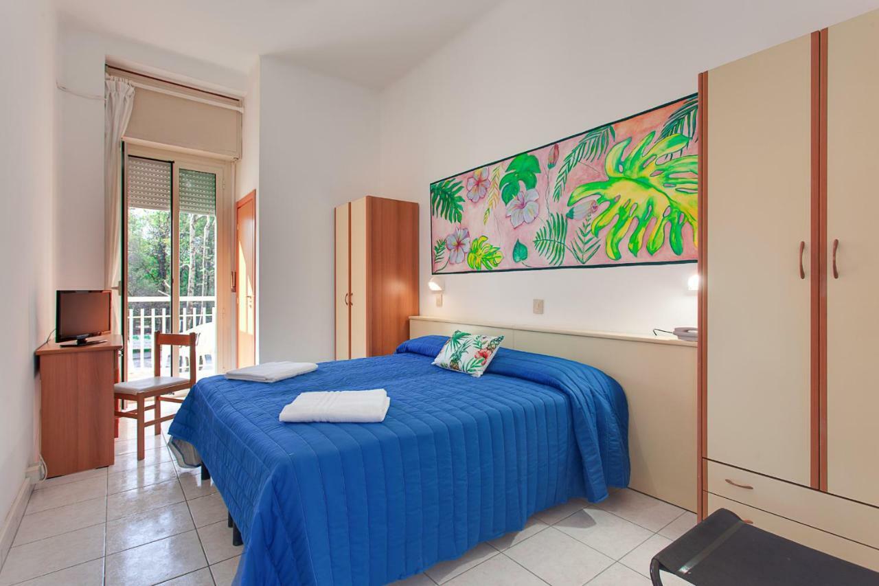 Hotel Buenos Aires Cervia Ngoại thất bức ảnh